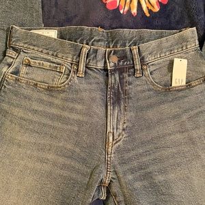 NWT Men’s Gap 32x34 Straight fit Jean